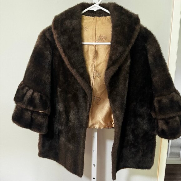 Vintage Mink Cape - Picture 1 of 6